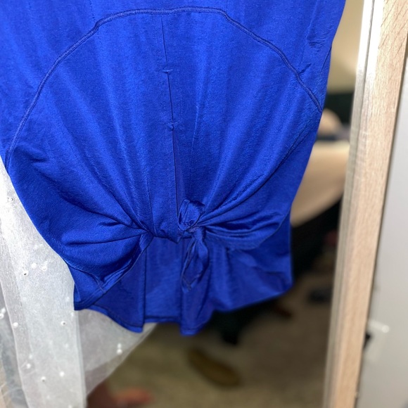 ❤️Lululemon tshirt❤️ - Picture 5 of 6